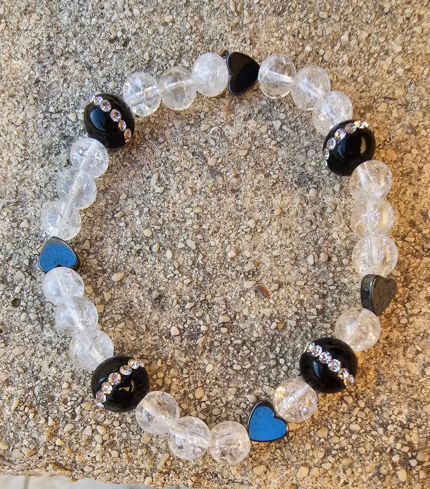 Bracelet Onyx, Cristal de Roche Givré & coeur Hématite ✨